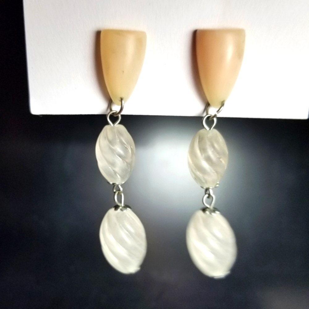 Vintage earrings frosted clear and peach dangly bead silver tone
